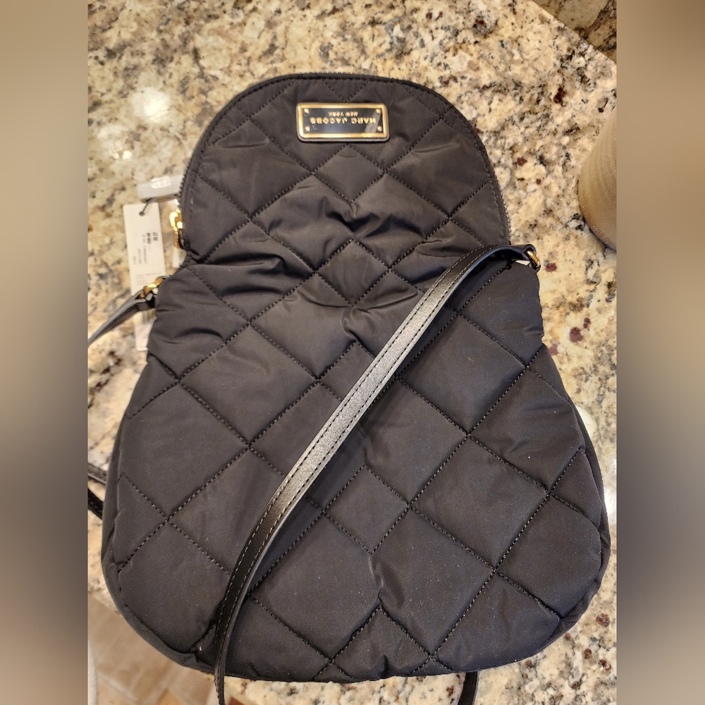Marc Jacobs New York Black quilt crossbody - Picture 7 of 8